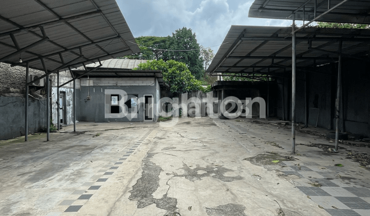 Gudang Ex Bengkel Strategis Dekat Kuningan Mampang Prapatan Jakarta Selatan