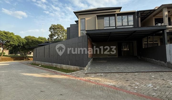 Rumah Hook Modern Industrialis Komplek Elite Dekat Mall Summarecon Cinere Depok