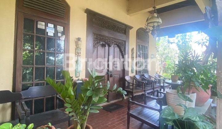 Rumah Hook Asri Row Jalan Lebar Selangkah Menuju Living Plaza Mall Cinere Depok