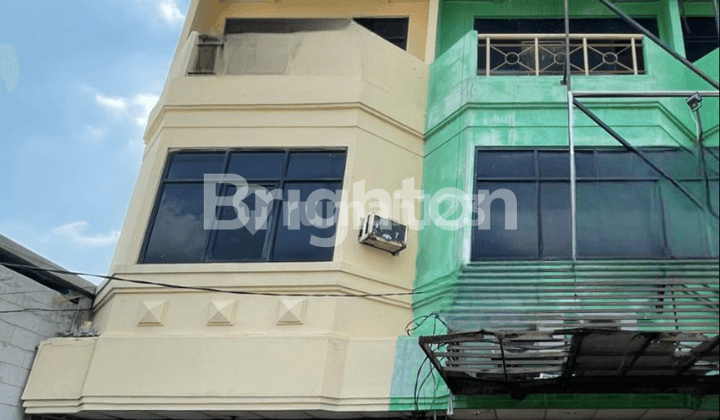 Ruko Strategis Jalan Raya Padat Penduduk Pondok Cabe Tangerang Selatan