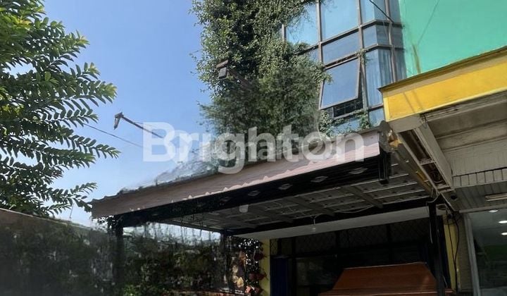 Ruko Pojok Strategis Jalur Ramai Raya Ragunan Jakarta Selatan