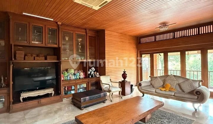 Rumah dan Cafe Nuansa Alam Strategis Dekat Akses Toll Cinere Depok