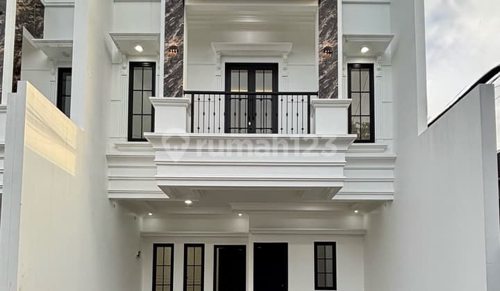 Rumah Siap Huni Dalam Cluster Dekat ke Tb.simatupang