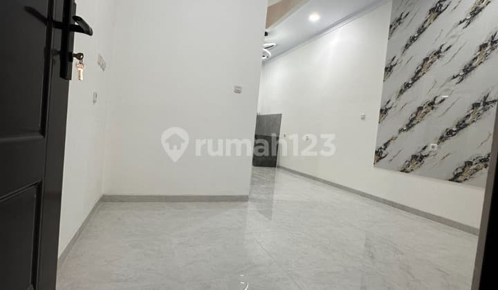 Rumah Kedoya 240 M2 Buy 1 Get 1