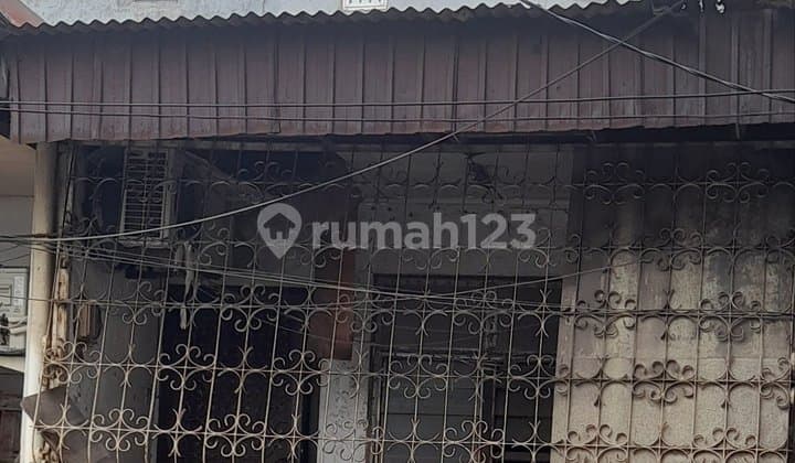 Rumah Jelambar Akses 2 Mobil