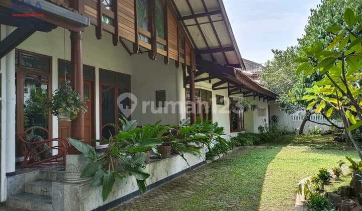 Rumah Elegan Batu Indah Batununggal Bandung