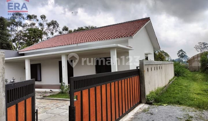 Rumah Siap Huni Kapling Manoko Cikahuripan Lembang Bandung Barat