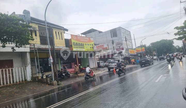 Rumah Pinggir Jalan Utama Cocok untuk Ruko, Hotel, Sekolah.
