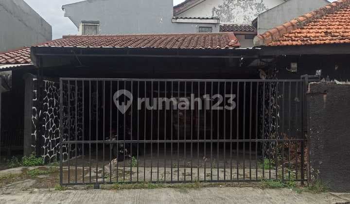 Dijual Rumah Hitung Tanah di Muhasyim Cilandak, Cocok Untuk Usaha Kos2 An Atau Lainnya