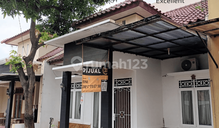 For Sale Ready-to-Occupy House in Tanjung Barat Town House, South Jakarta