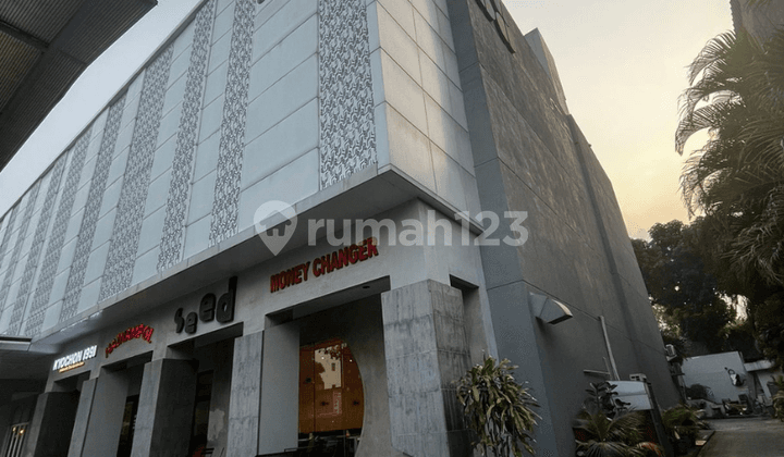 Disewakan Unit Retail Space di Plaza Kemang, JakSel