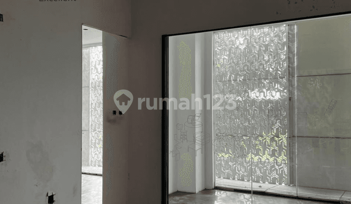 Disewakan Unit Retail Space di Plaza Kemang, Jakarta Selatan