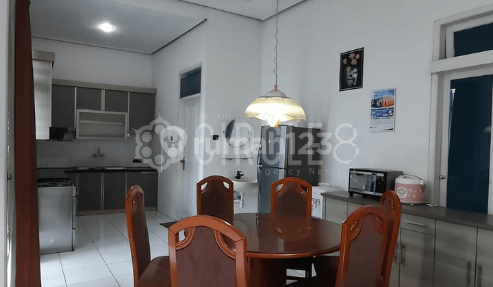 Disewakan Rumah Mewah Furnish 2 Lt Siap Huni Cipaganti, Bandung