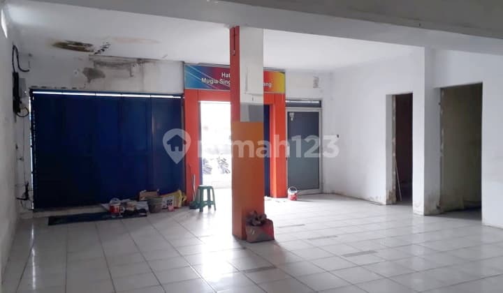 Shop House for Rent on Main Road, Strategic Location, Ready to Use in Cimahi