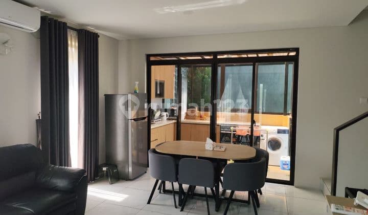Rumah Hoek Fully Furnished Siap Huni Kota Baru Parahyangan Bandung