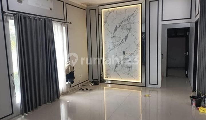 Rumah Mewah 2 Lantai di Lumbung Padi Dekat Pusat Kota Cimahi
