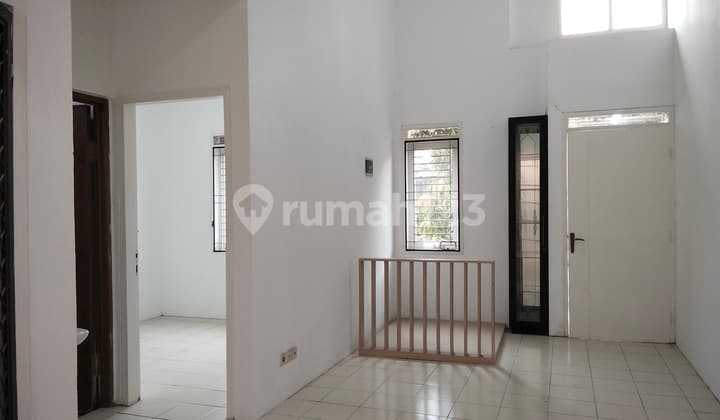 Rarely Available at This Price: Ready-to-Occupy House in Kota Baru Parahyangan Bandung.
