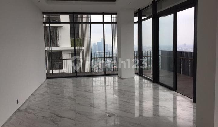 DISEWAKAN APARTEMEN SENOPATI SUITES TOWER 3 MIDDLE FLOOR UNFURNISH