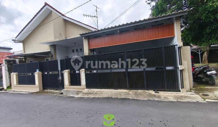 Rumah Rapi Full Furnished Dekat Csb Mall Bebas Banjir