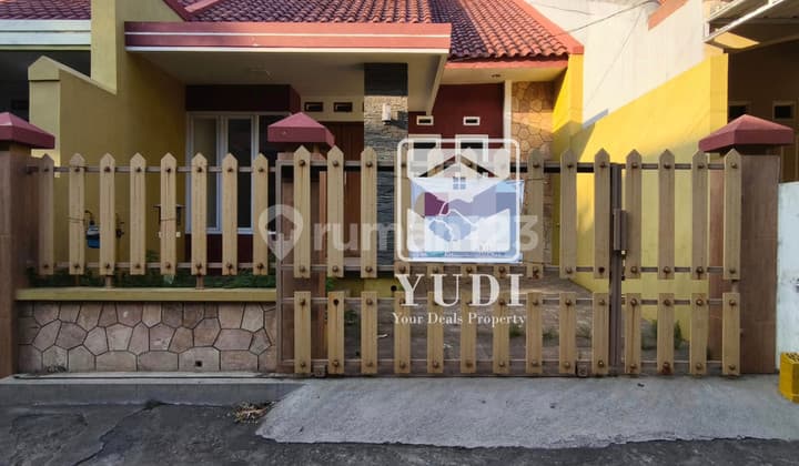 Disewakan Rumah di Sayap Jalan Tuparev Cirebon