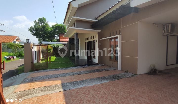 Rumah Rapi Parkiran Luas Dekat Mitra 10 Kelayan Cirebon