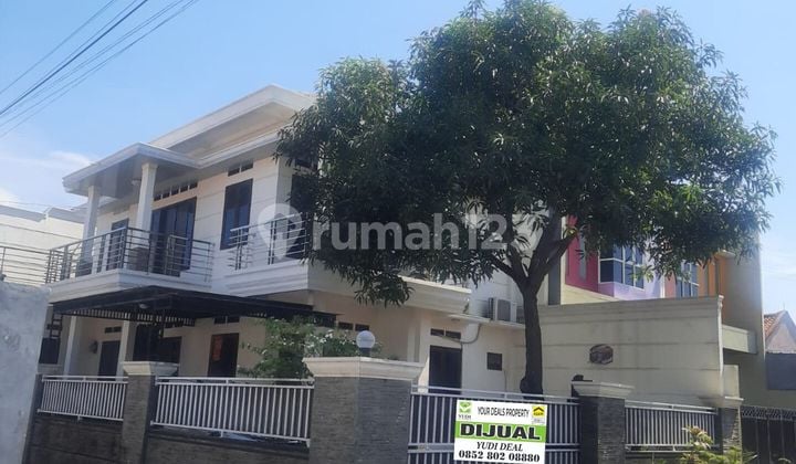 Rumah baru terawat di pusat kota Cirebon