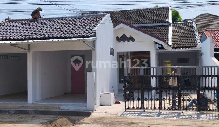 Dijual Rumah+ Kios Lokasi Strategis Dekat Kampus Ternama di Kota Cirebon