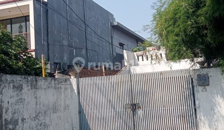 Cheap Old House 754 M Land in H Jian Cipete Utara, South Jakarta