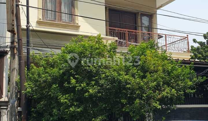 Rumah Minimalis di Jl Agung Barat 8 Sunter