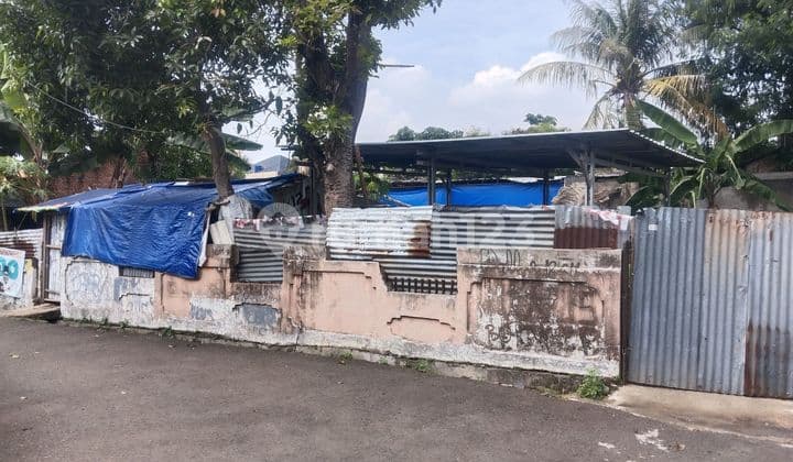 Tanah Luas di Jalan Tanah Kusir di Kebayoran Lama