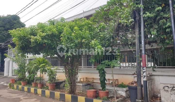 Rumah 2Lnt di Perum Danau Indah Barat Sunter Jakarta Utara