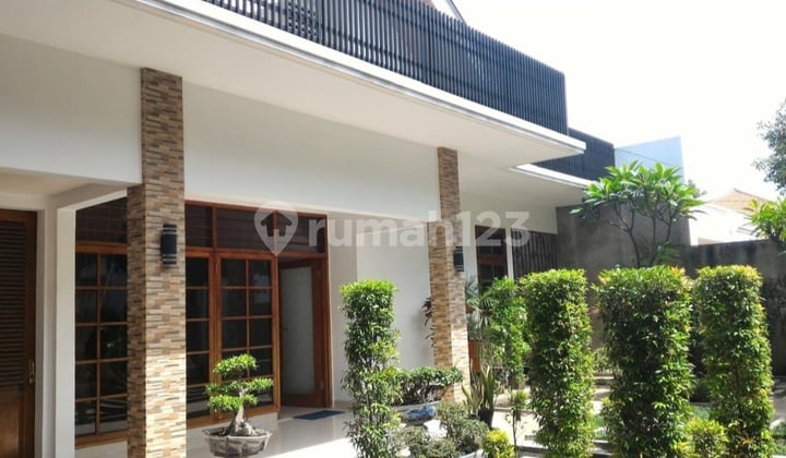 Rumah 2 Lantai, Shm,Bebas Banjir di Kemang Utara, Jakarta Selatan