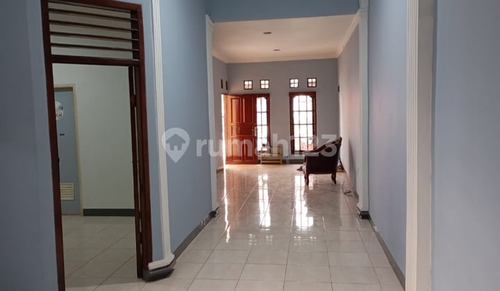 Non-Complex 2-Storey House in Pengadegan, Pancoran, South Jakarta