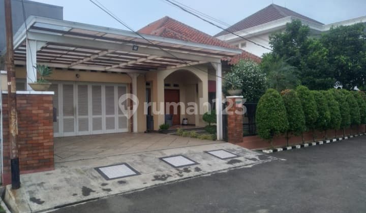 Complex House, Furnished, One Gate System, Flood-Free, In Cirendeu