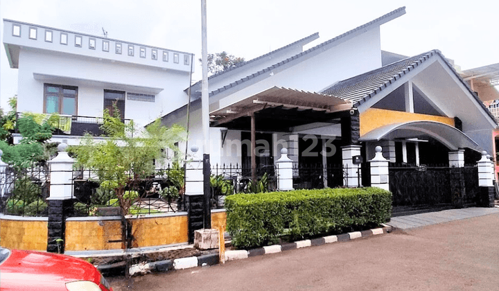 Jual Rumah Bagus Semi Furnished SHM BSD Banjar Wijaya, Tangerang