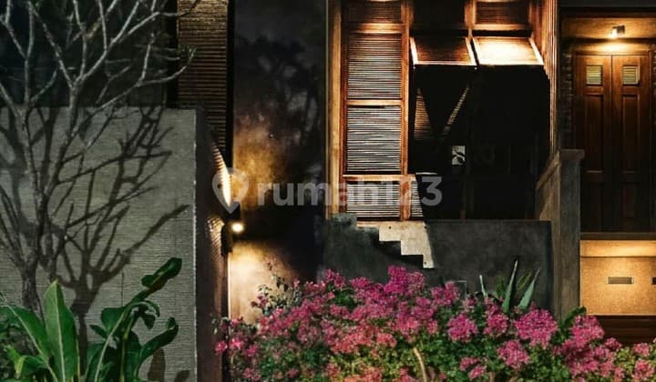 Jual Rumah Mewah "Lumah Momot" Pejaten Jakarta Selatan