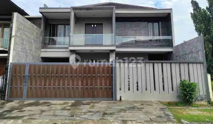 Disewakan Rumah Luas dan Mewah Banjar Wijaya Cipondoh Tangerang