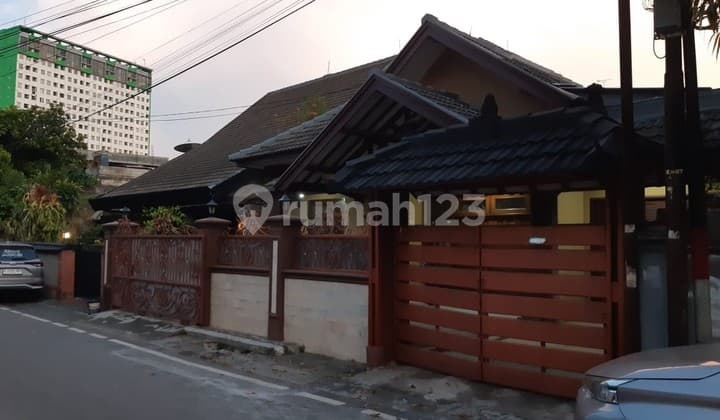 Jual Rumah Pusat Kota Jakarta Jln.talang Menteng Jakarta Pusat