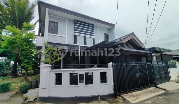 Jual Rumah Strategis BSD Griya Loka Rawa Buntu Serpong Tangerang