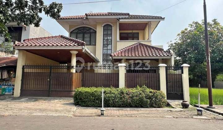 Jual Cepat Rumah Boulevard Griya Loka,Bsd City Tangerang Selatan