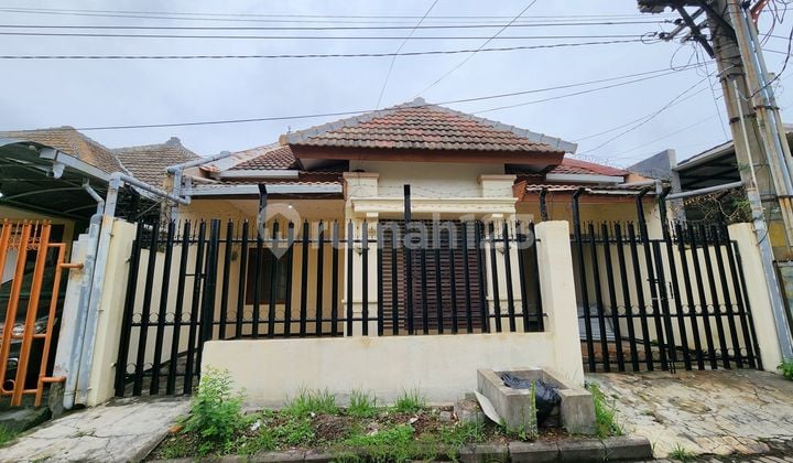 Rumah sutorejo selatan dekat jalan raya 1.5 lantai siap huni dekat pakuwon city ITS dekat jalan raya surabaya timur