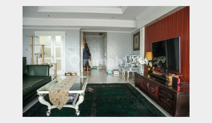 Dijual Hunian Klasik Modern @ Scbd Suites, 2 Kamar dengan Interior Kayu Elegan & Nyaman, Best Investment