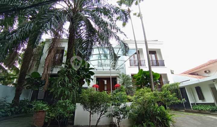 Wonderful House, Nice Pool, Big Size With 6 Bedrooms Fully Furnished At Cipete Area