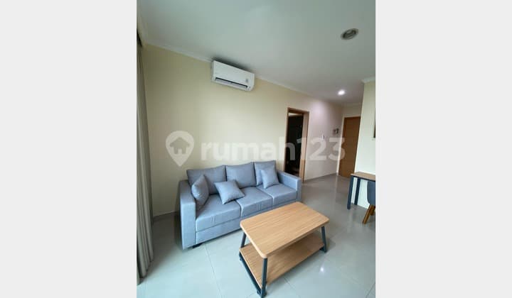 Minimalist Modern 2 Bedrooms Unit in Hamptons Park Near to JIS