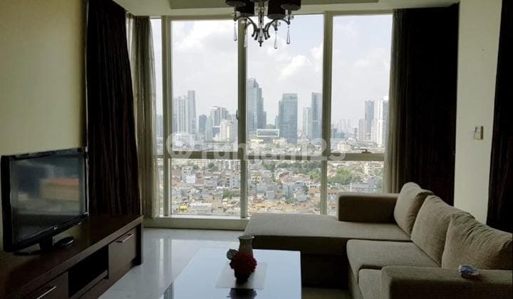 Wonderful Unit, Good Quality Facilities, Private Lift, With Very Nice 3 Bedrooms At The Premium Apartment The Peak