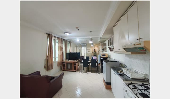 Minimalist Unit, Nice 1 Bedroom, Good Facilities At Batavia Apartment