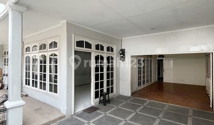 Sewa Kantor Rumah, Kebayoran Baru, Jakarta Selatan