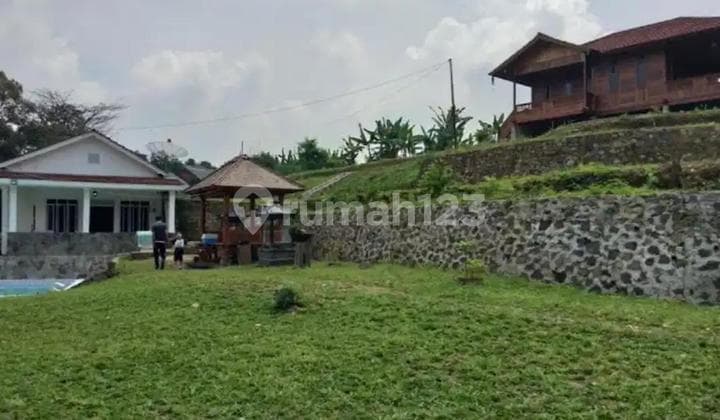 VILLA KEBUN MURAH JALUR WISATA GUNUNG SALAK ENDAH