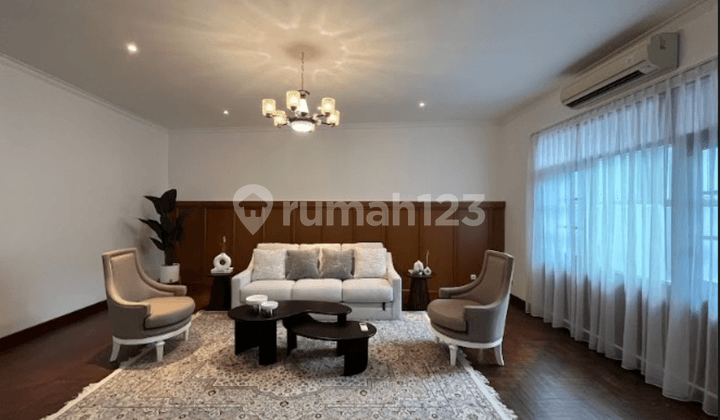 Rumah Menteng Prime Deket ke Bundaran Hi, Lokasi Tenang