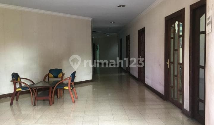 Rumah Lama Hitung Tanah Di Jl. Erlangga, Selong